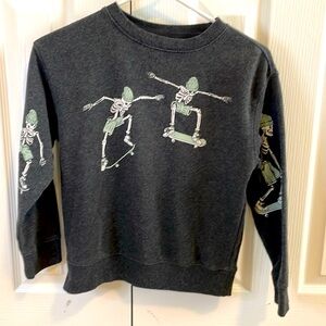 Old Navy (Boys) Skeleton Skateboarding Sweatshirt Size M (8)